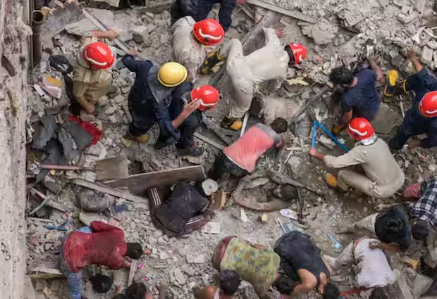 Delhi Building Collapsed